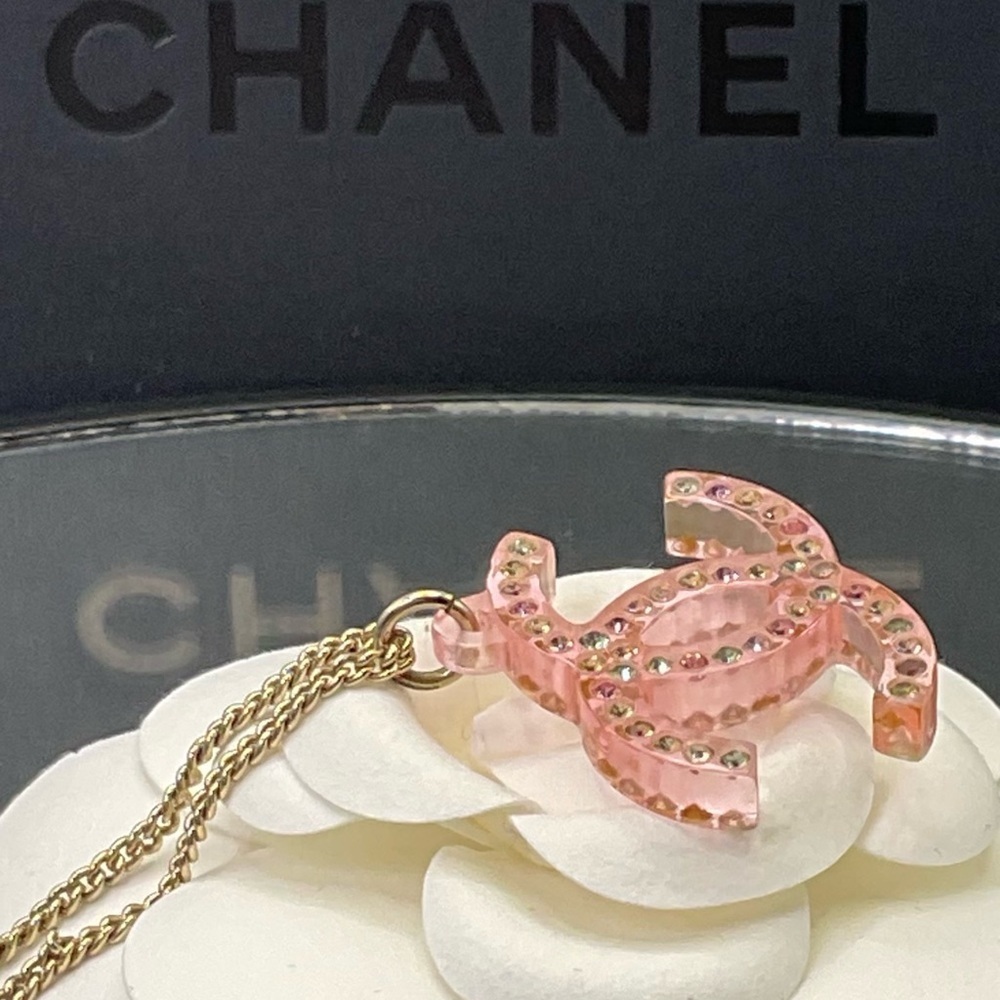 CHANEL Gold Bracelet with Pink and Rhinestone CC Charm - Picture 8 of 9